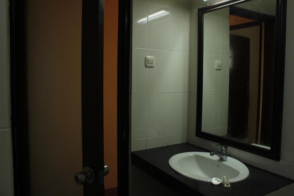 Hotel Maemae Beach House Nusa Penida Pokój zdjęcie